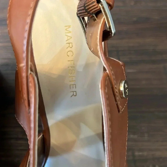 Marc Fisher Leather Platform Wedge Sandals Cognac Brown Women’s Size 9.5 - Picture 3 of 9
